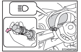 Activación del sistema de luz de carretera automática